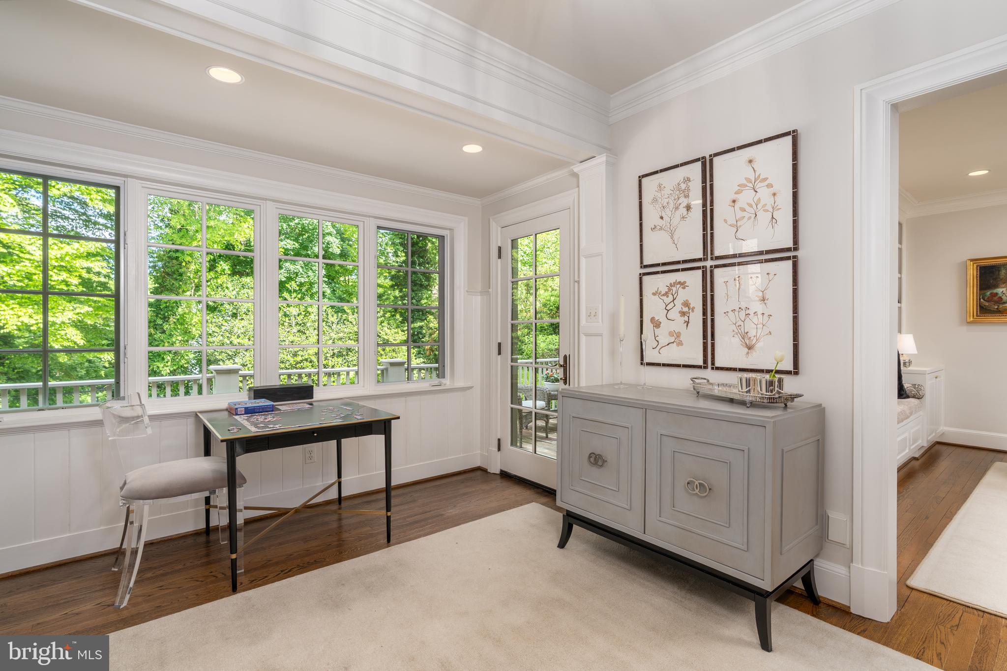 SPRING VALLEY - Residential
