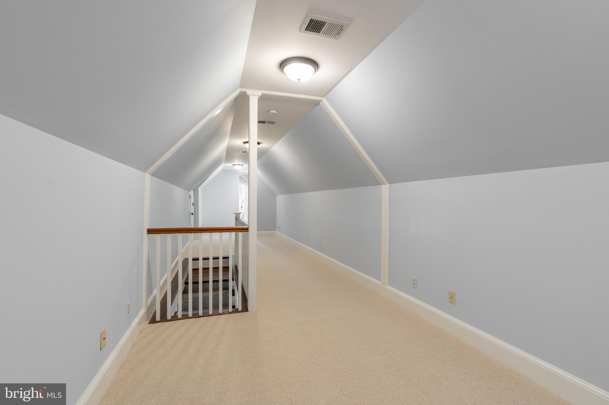 SPRING VALLEY - Residential