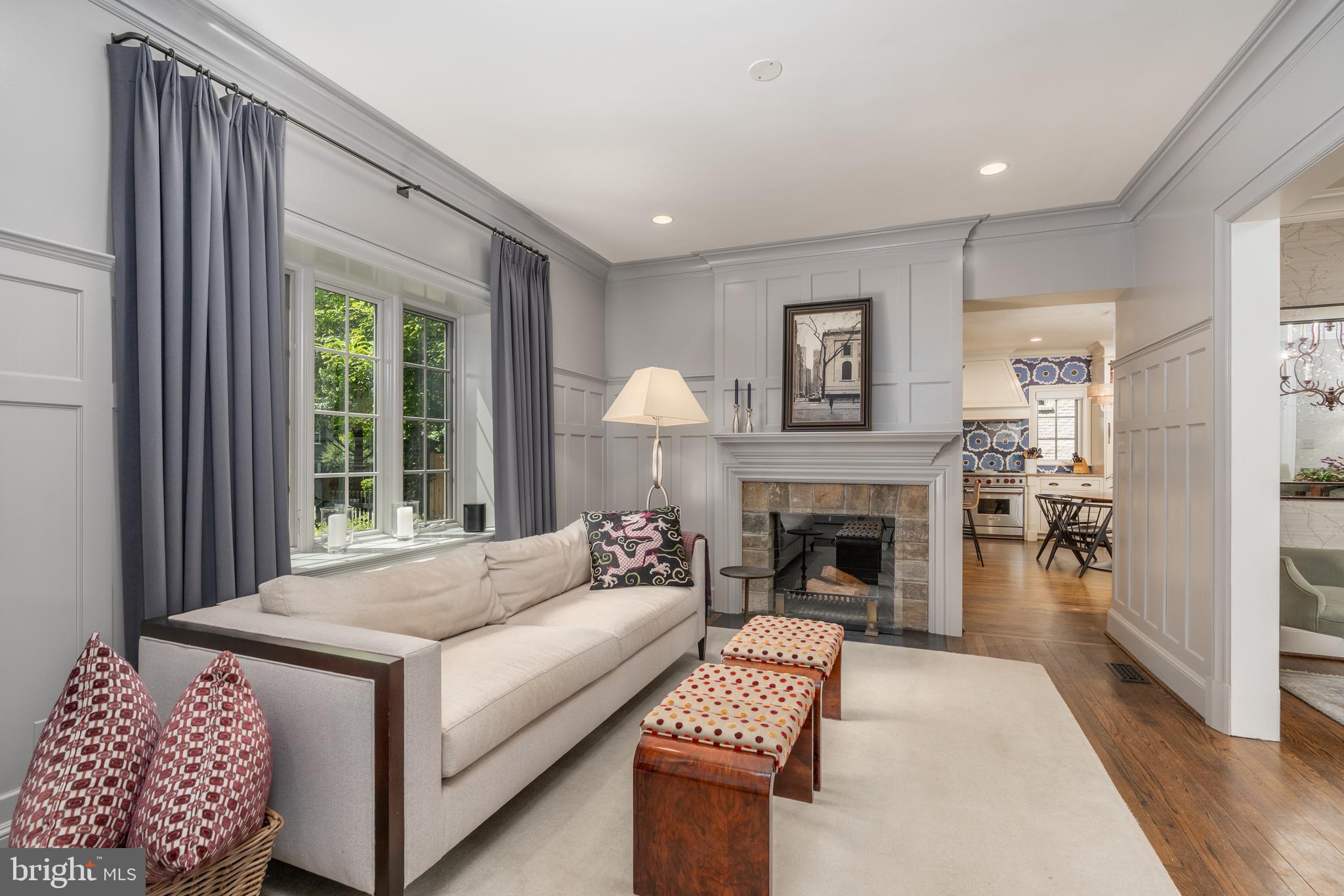 SPRING VALLEY - Residential