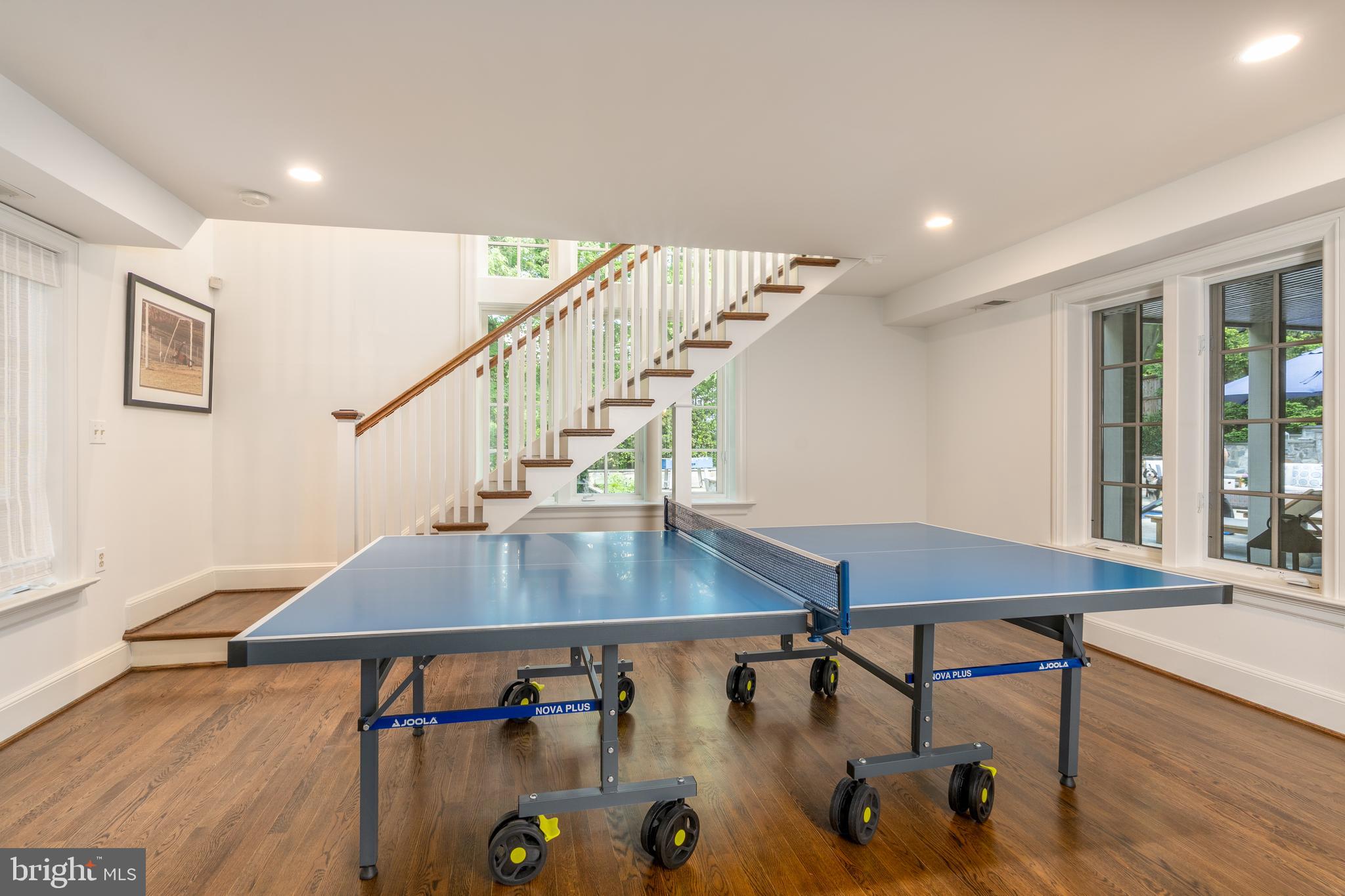 SPRING VALLEY - Residential