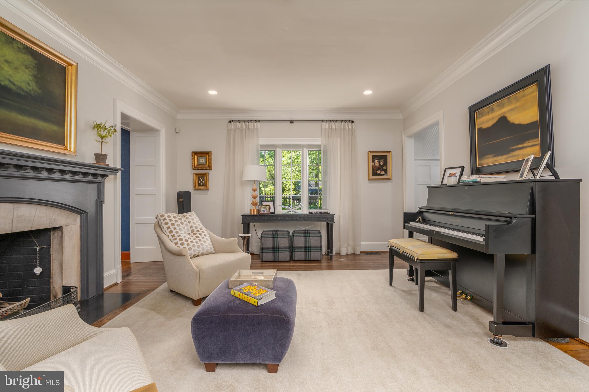 SPRING VALLEY - Residential