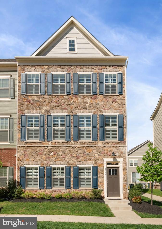 9520 BARNES LOOP
