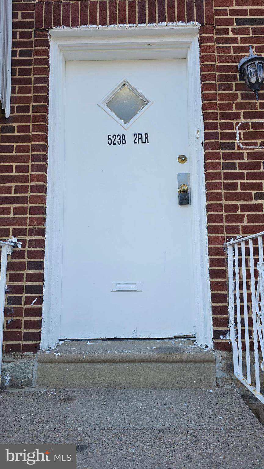 CRESCENTVILLE - Residential Lease