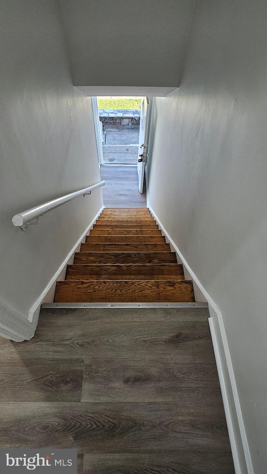 CRESCENTVILLE - Residential Lease