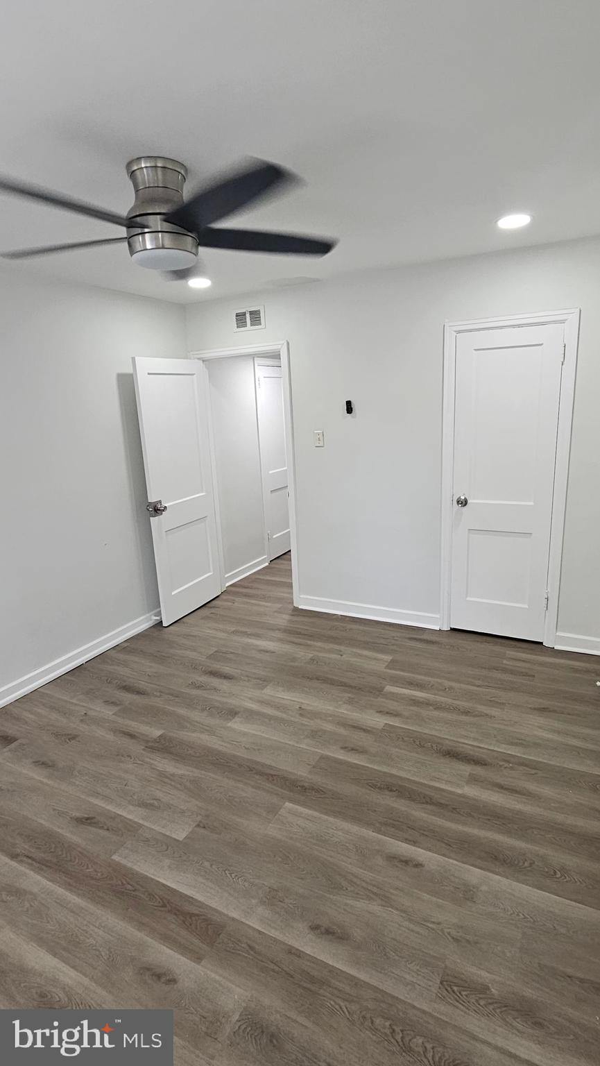 CRESCENTVILLE - Residential Lease