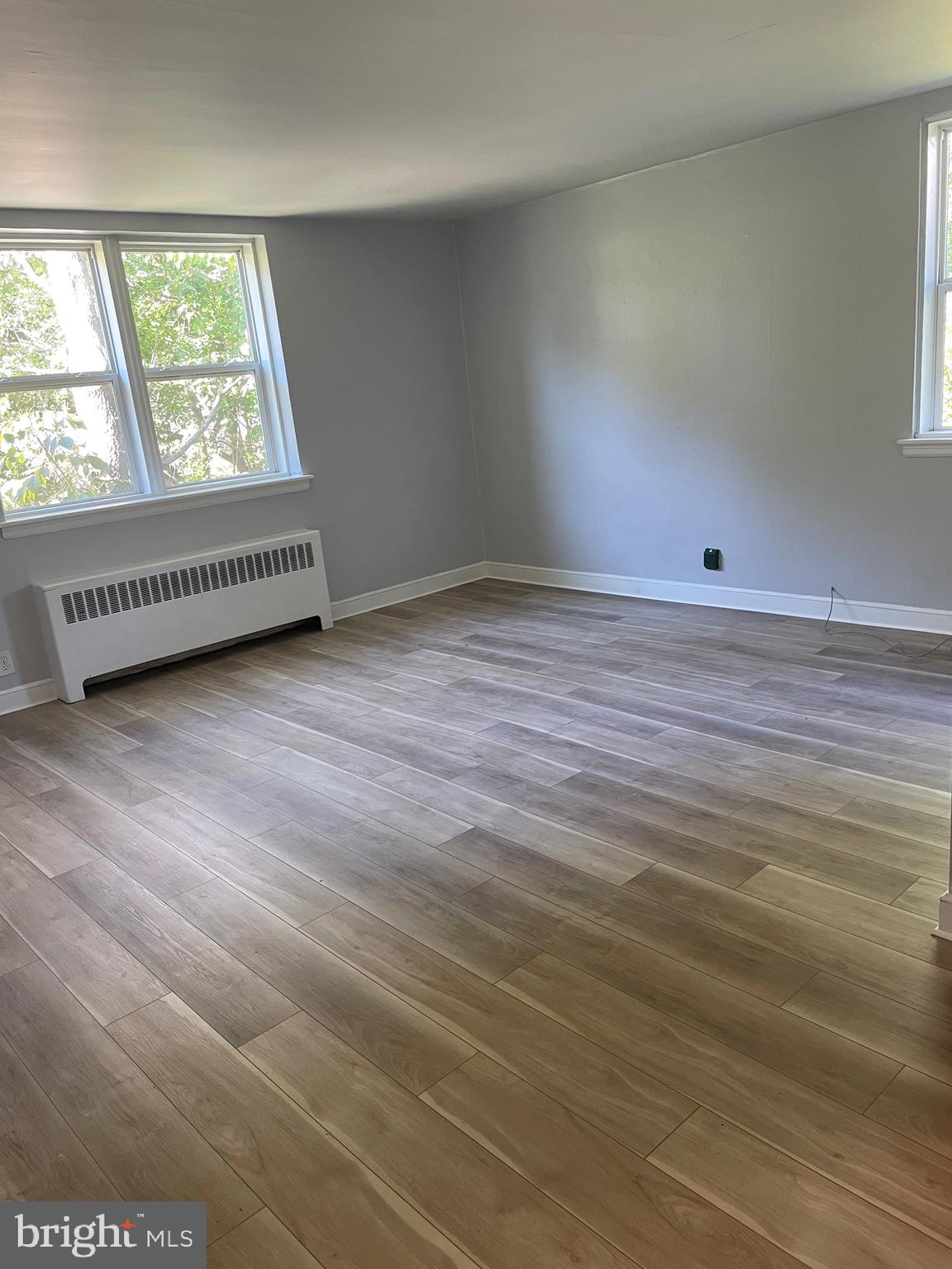 CHESTNUT HILL - Residential Income