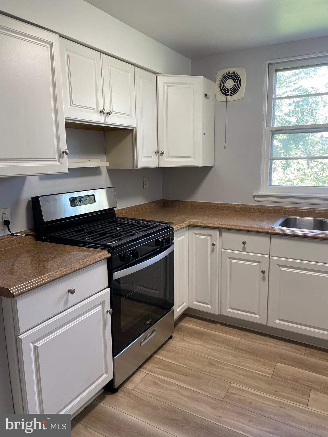 CHESTNUT HILL - Residential Income