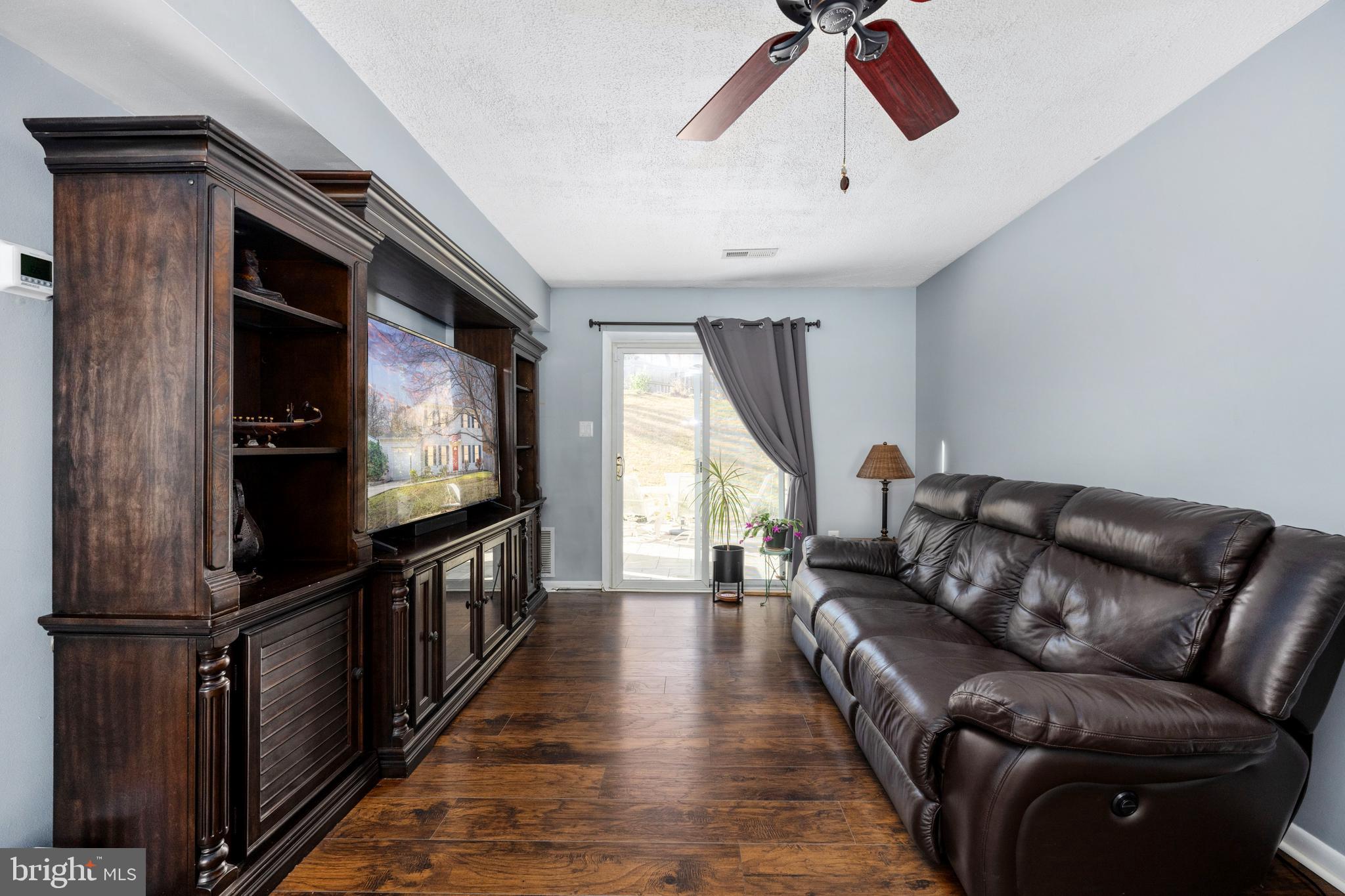 DALE CITY - Residential