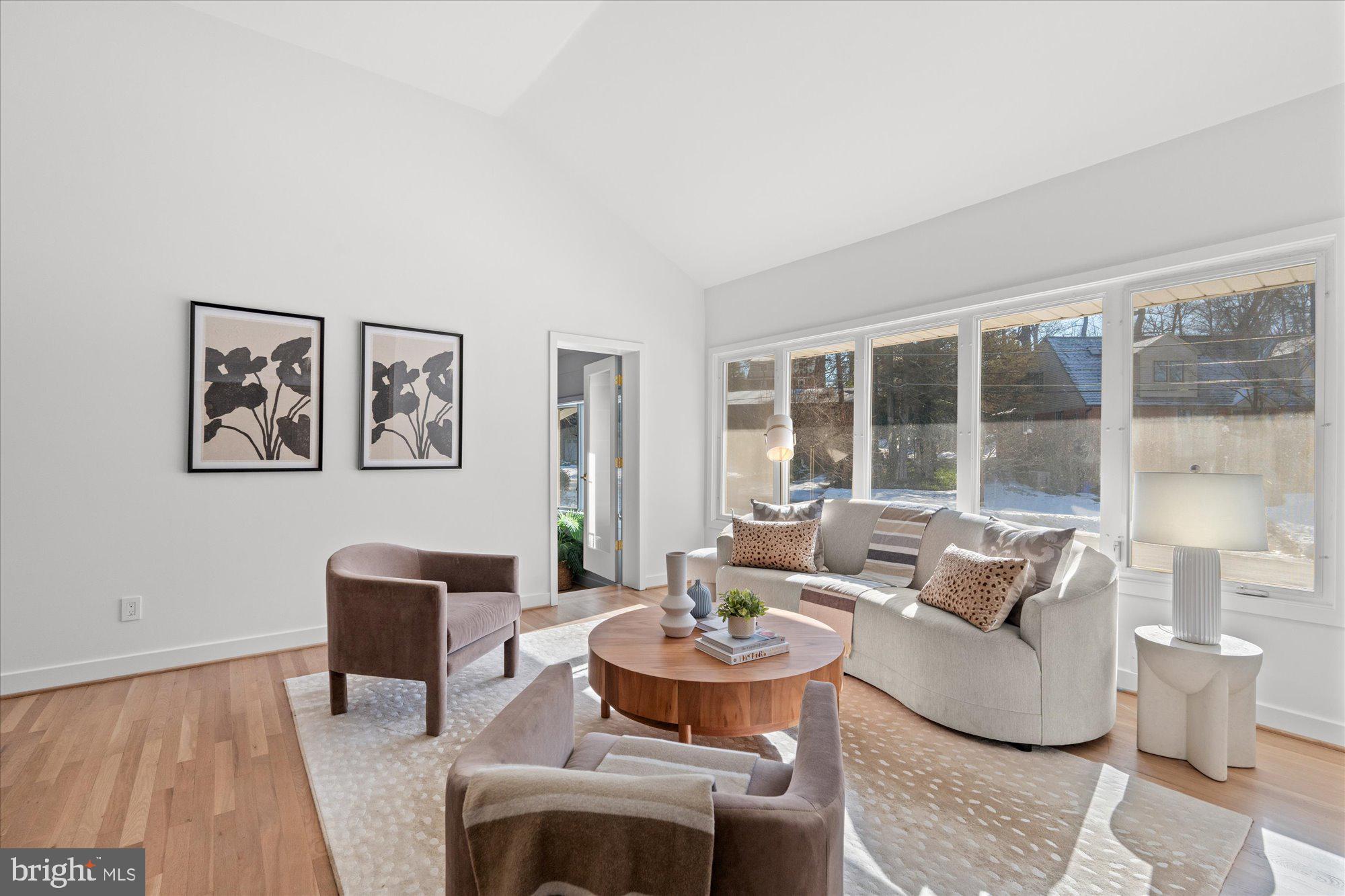 MAPLEWOOD MANOR - Residential