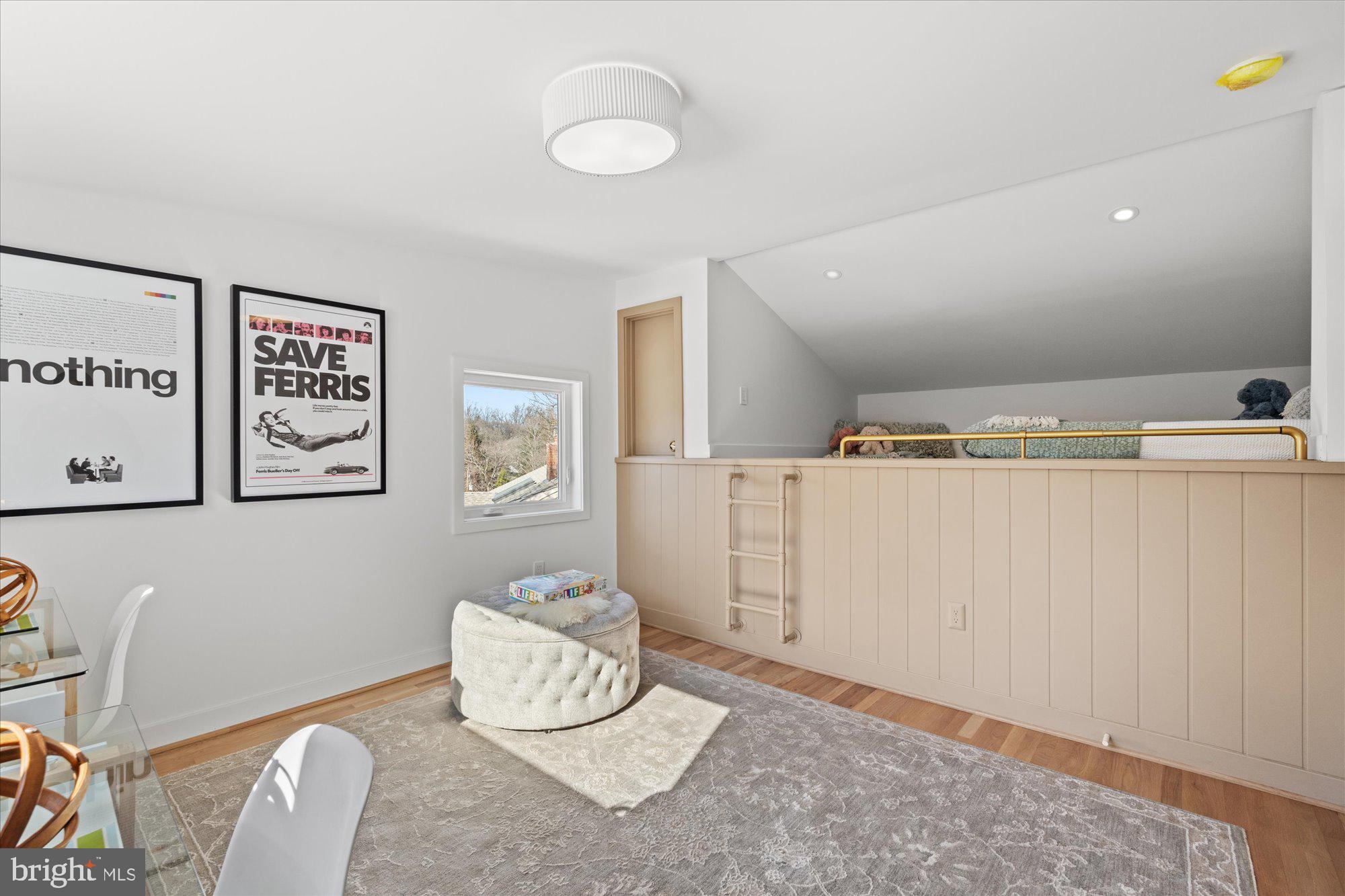 MAPLEWOOD MANOR - Residential