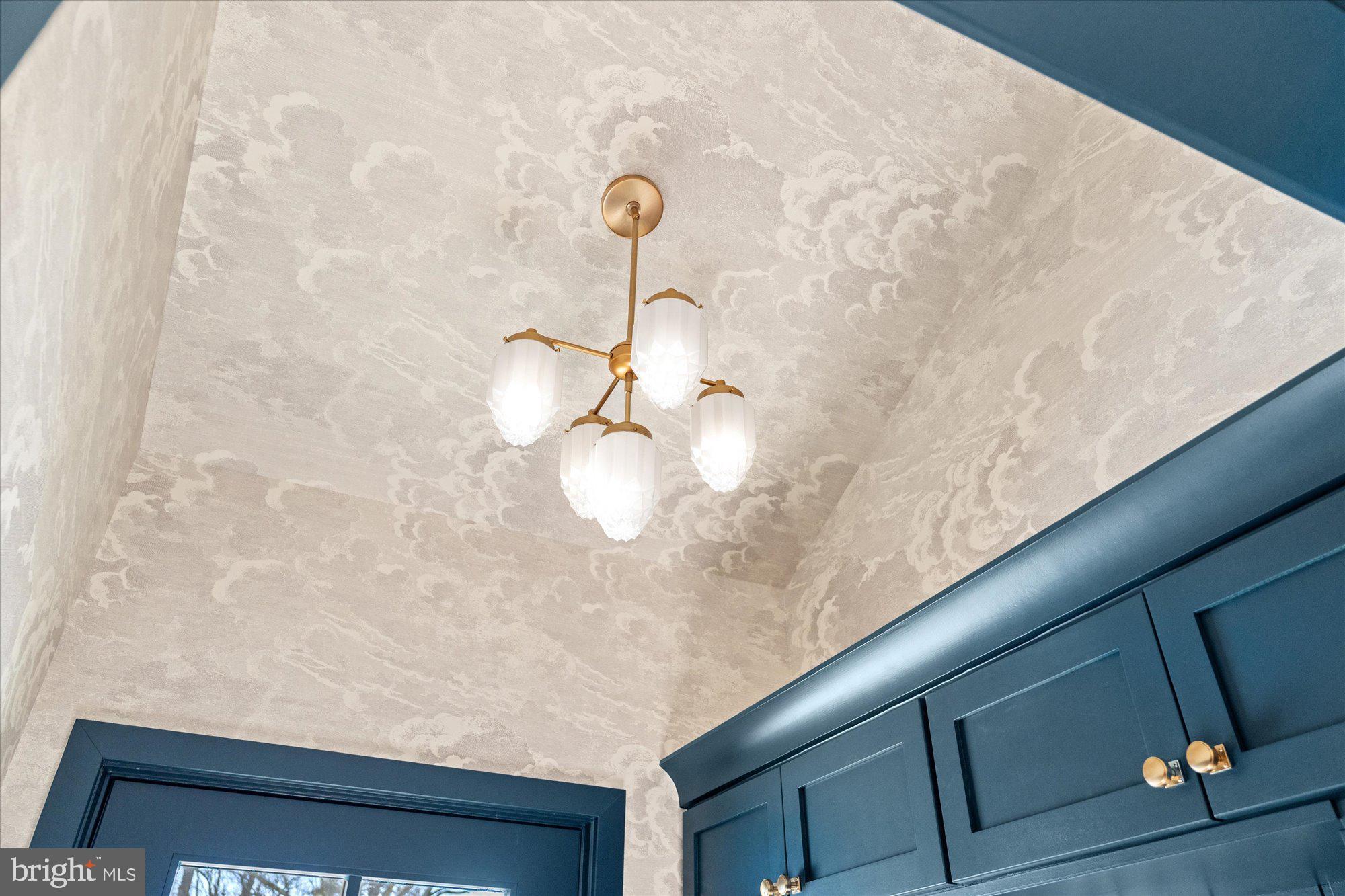 MAPLEWOOD MANOR - Residential