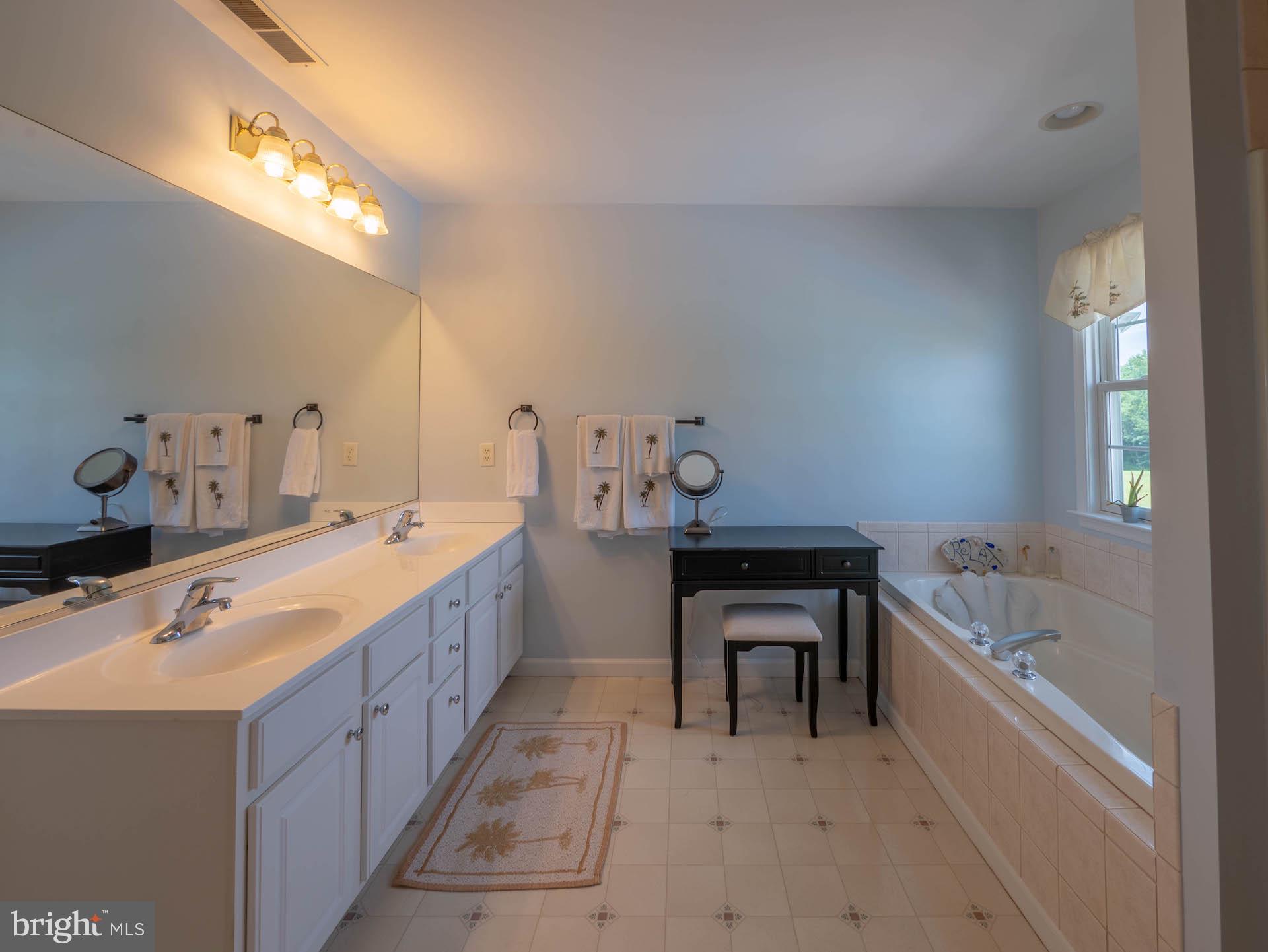 BARCLAY - Residential