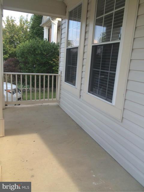 INDEPENDENCE/UNIV VLG - Residential Lease