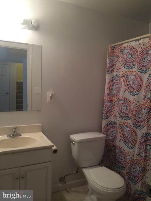 INDEPENDENCE/UNIV VLG - Residential Lease