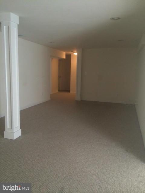 INDEPENDENCE/UNIV VLG - Residential Lease