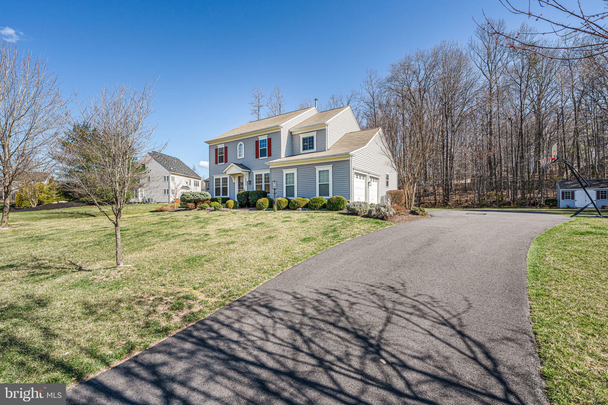 COLES RUN MANOR - Residential