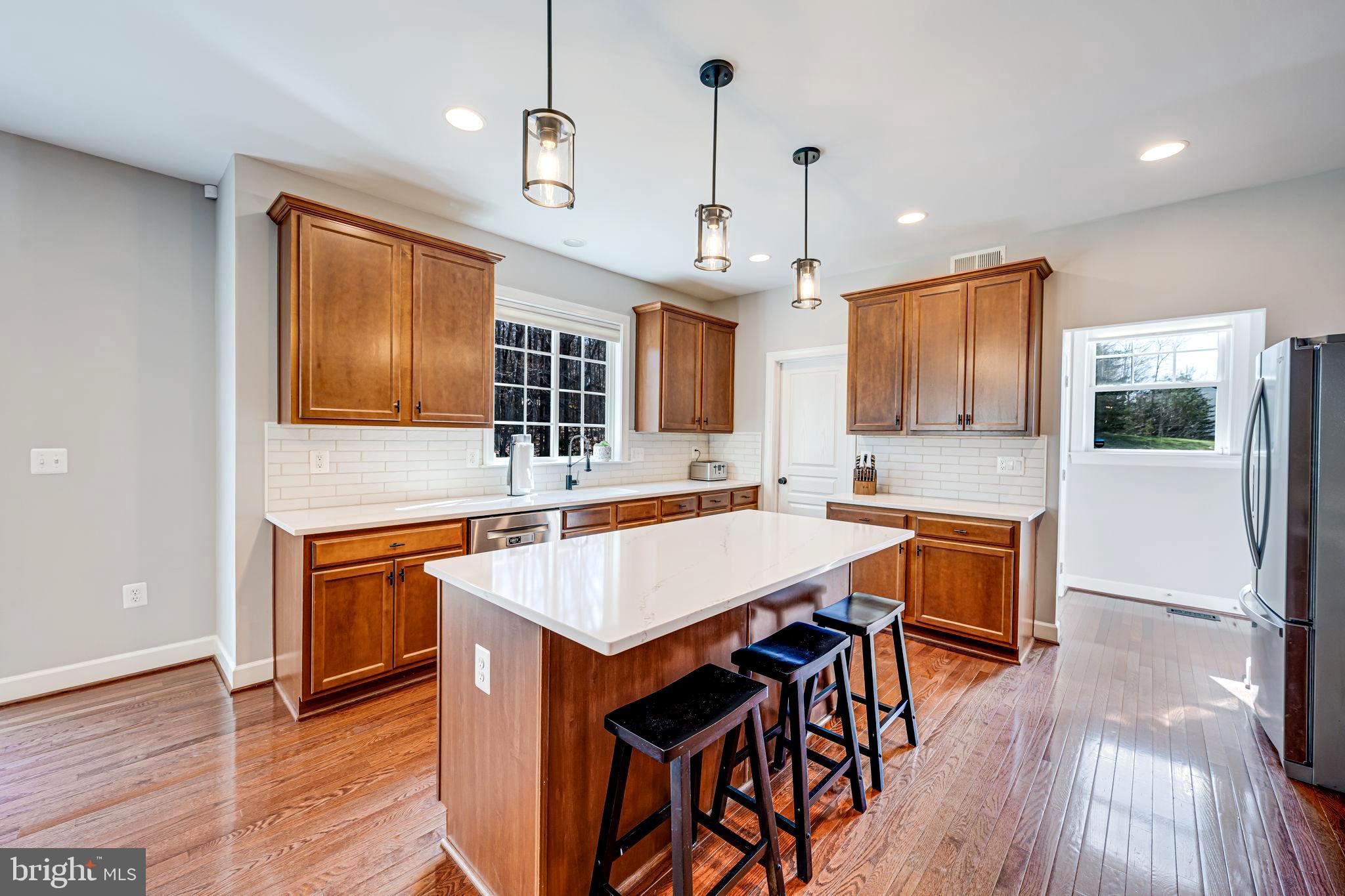 COLES RUN MANOR - Residential