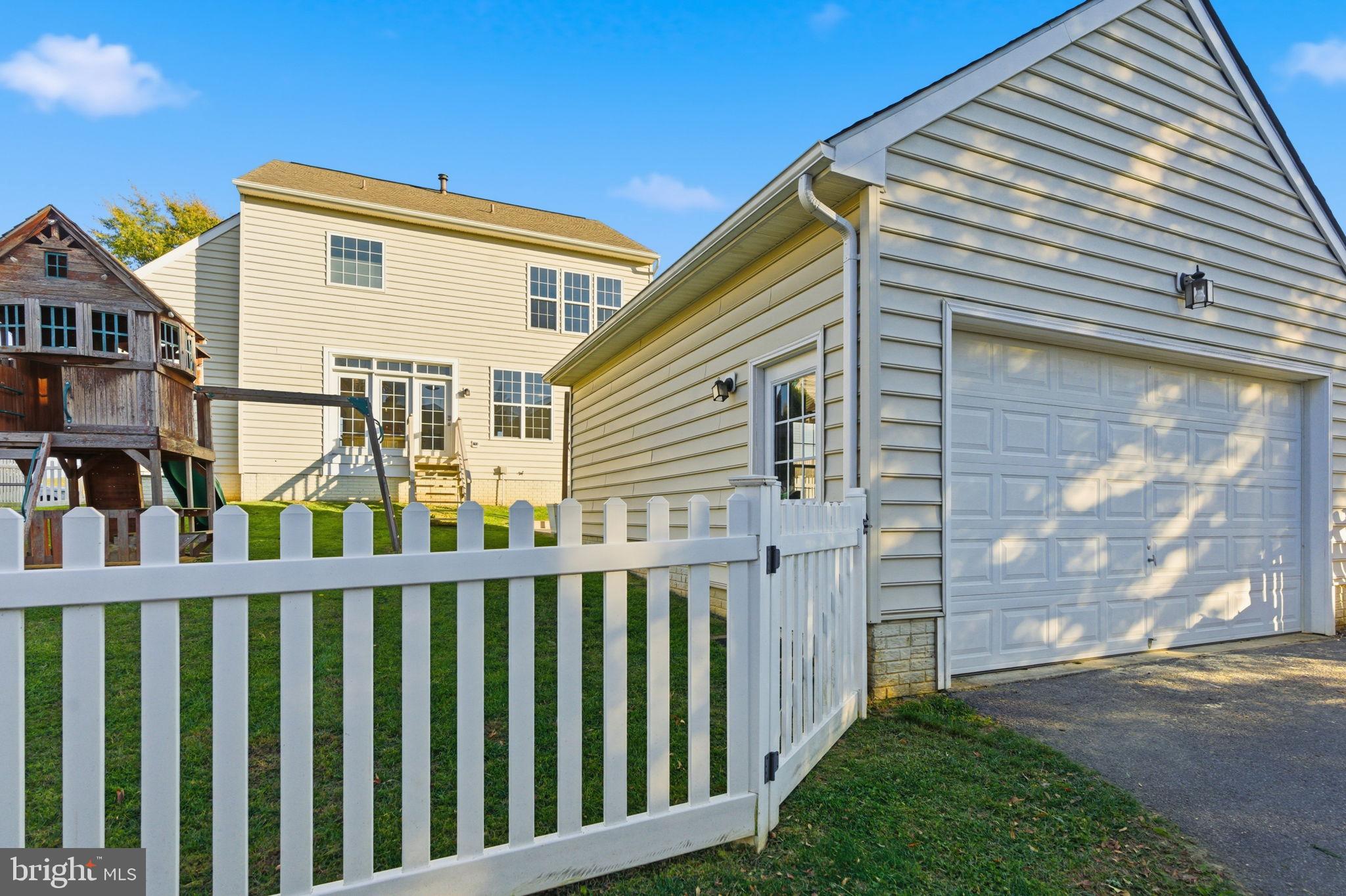 HUNTFIELD - Residential