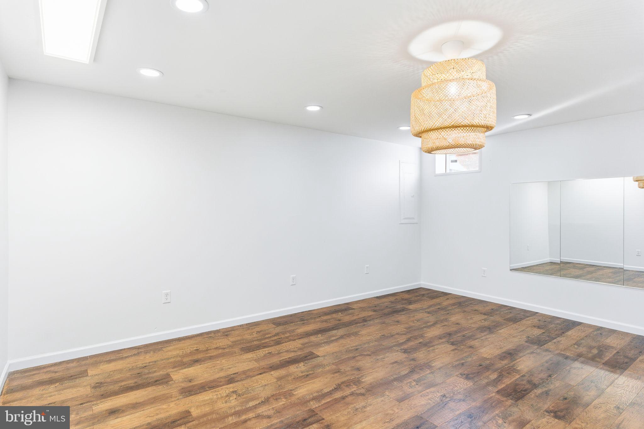 HUNTFIELD - Residential