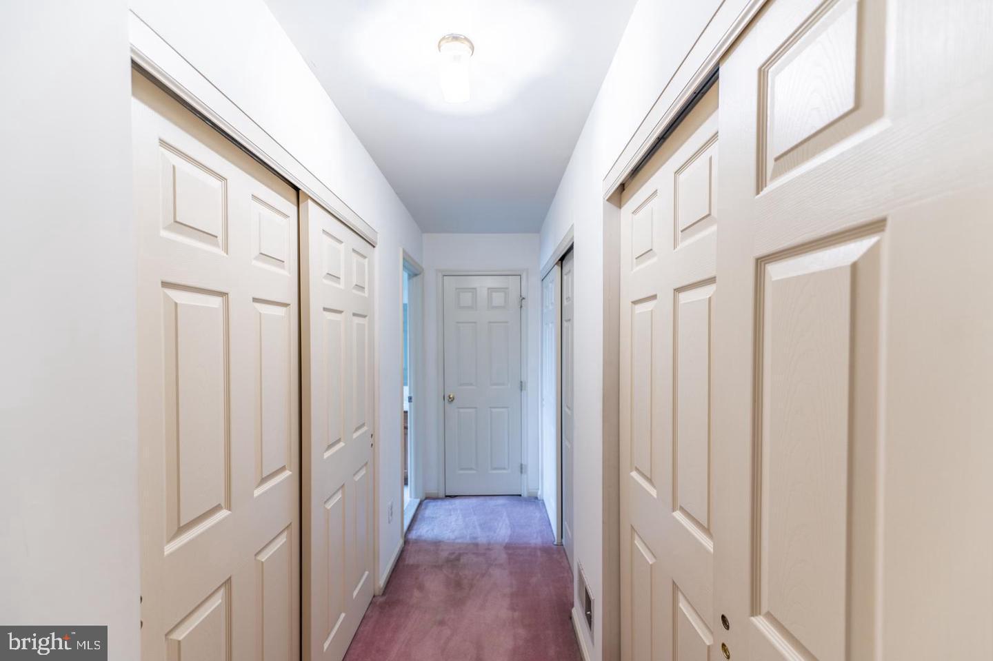 PLYMOUTH MEADOWS - Residential Lease