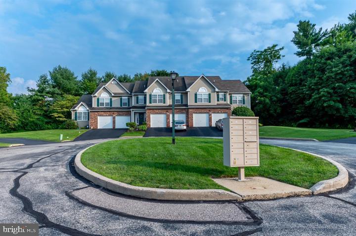 PLYMOUTH MEADOWS - Residential Lease