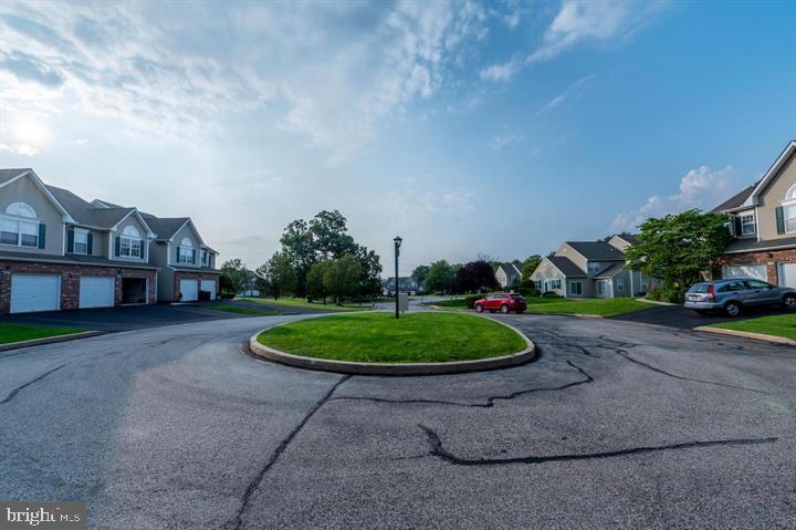 PLYMOUTH MEADOWS - Residential Lease