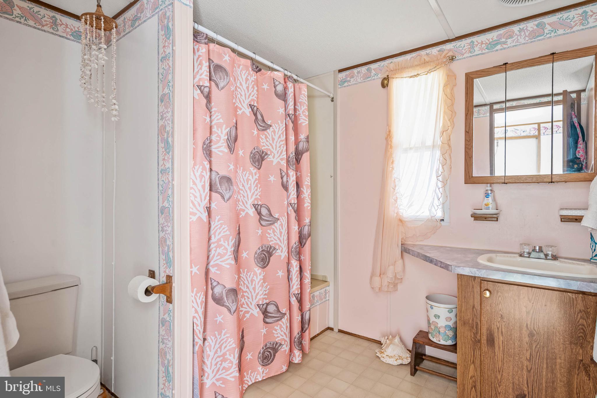 MARINERS COVE - Residential