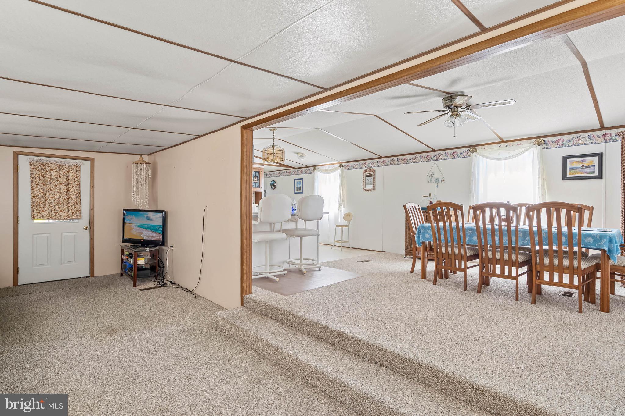 MARINERS COVE - Residential