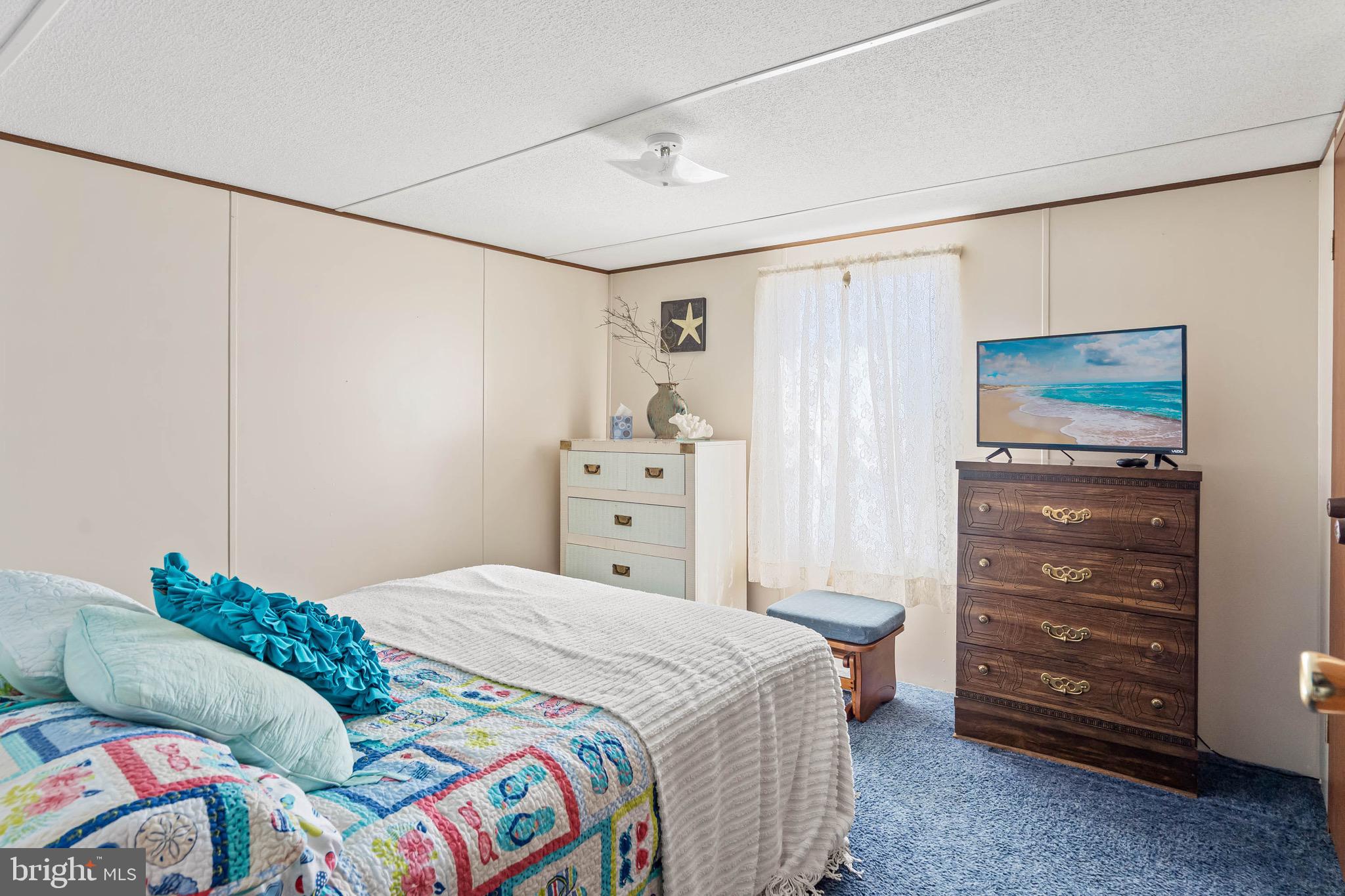 MARINERS COVE - Residential