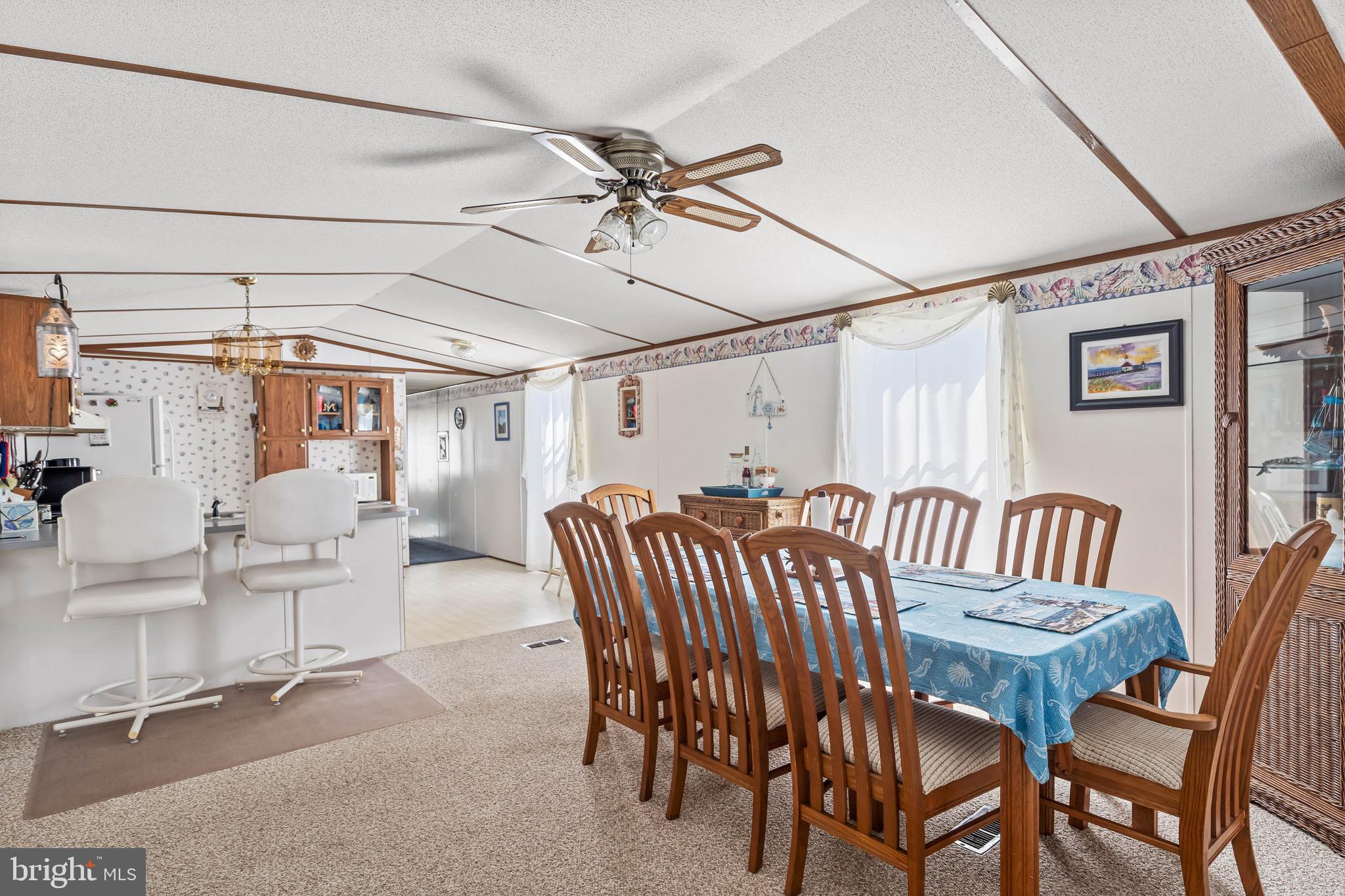 MARINERS COVE - Residential