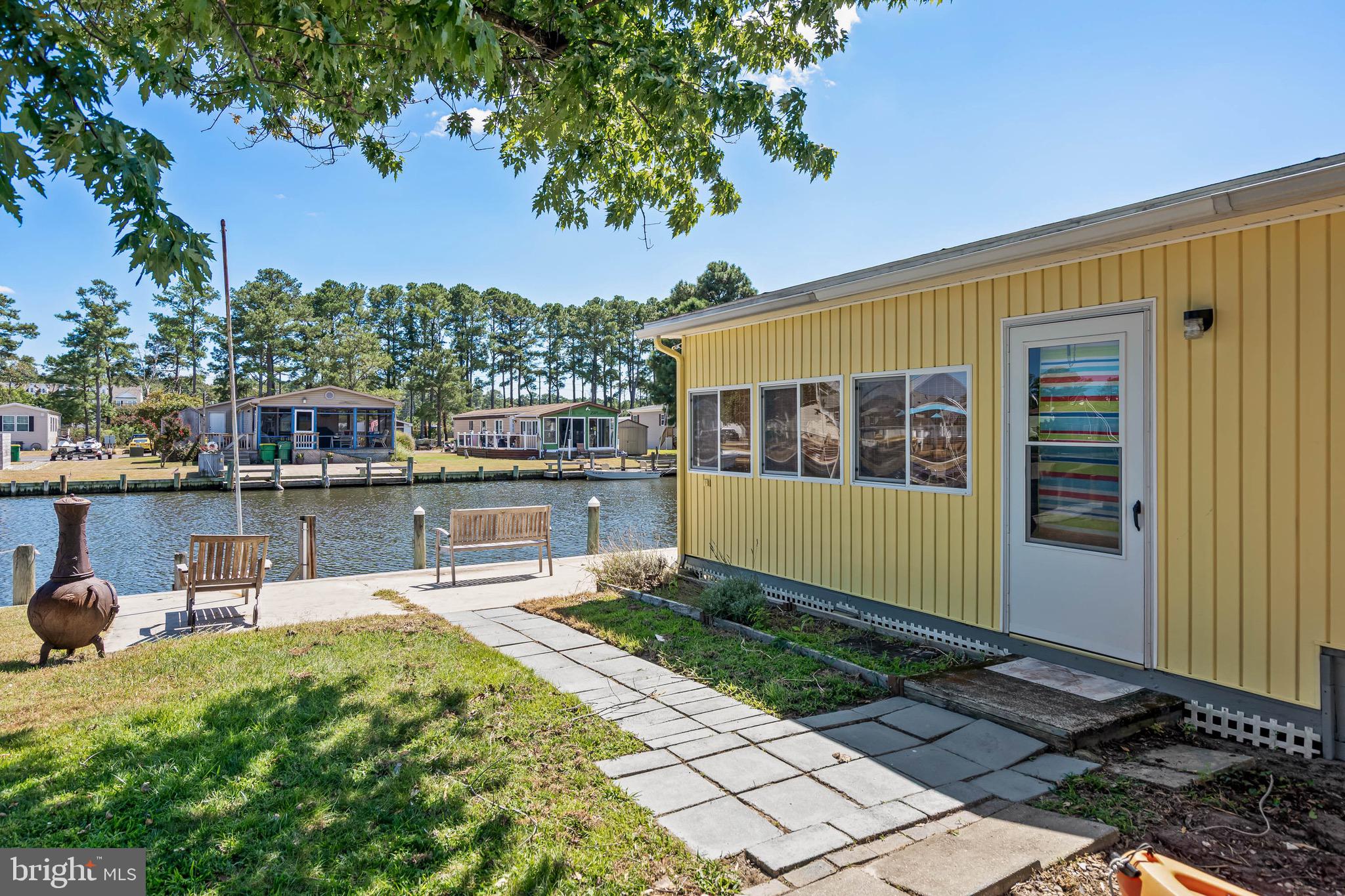 MARINERS COVE - Residential