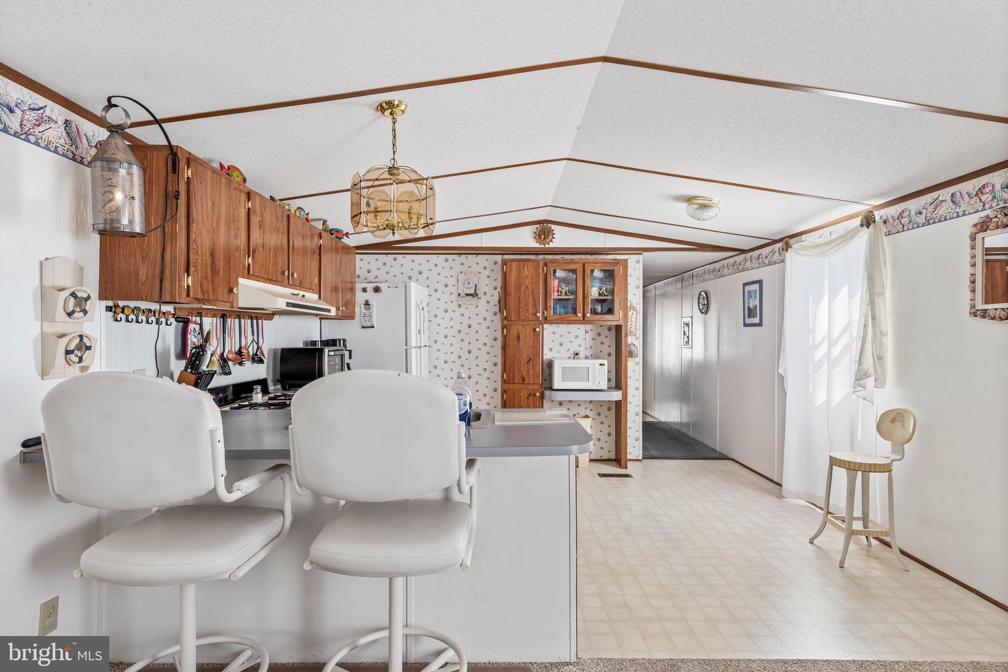 MARINERS COVE - Residential