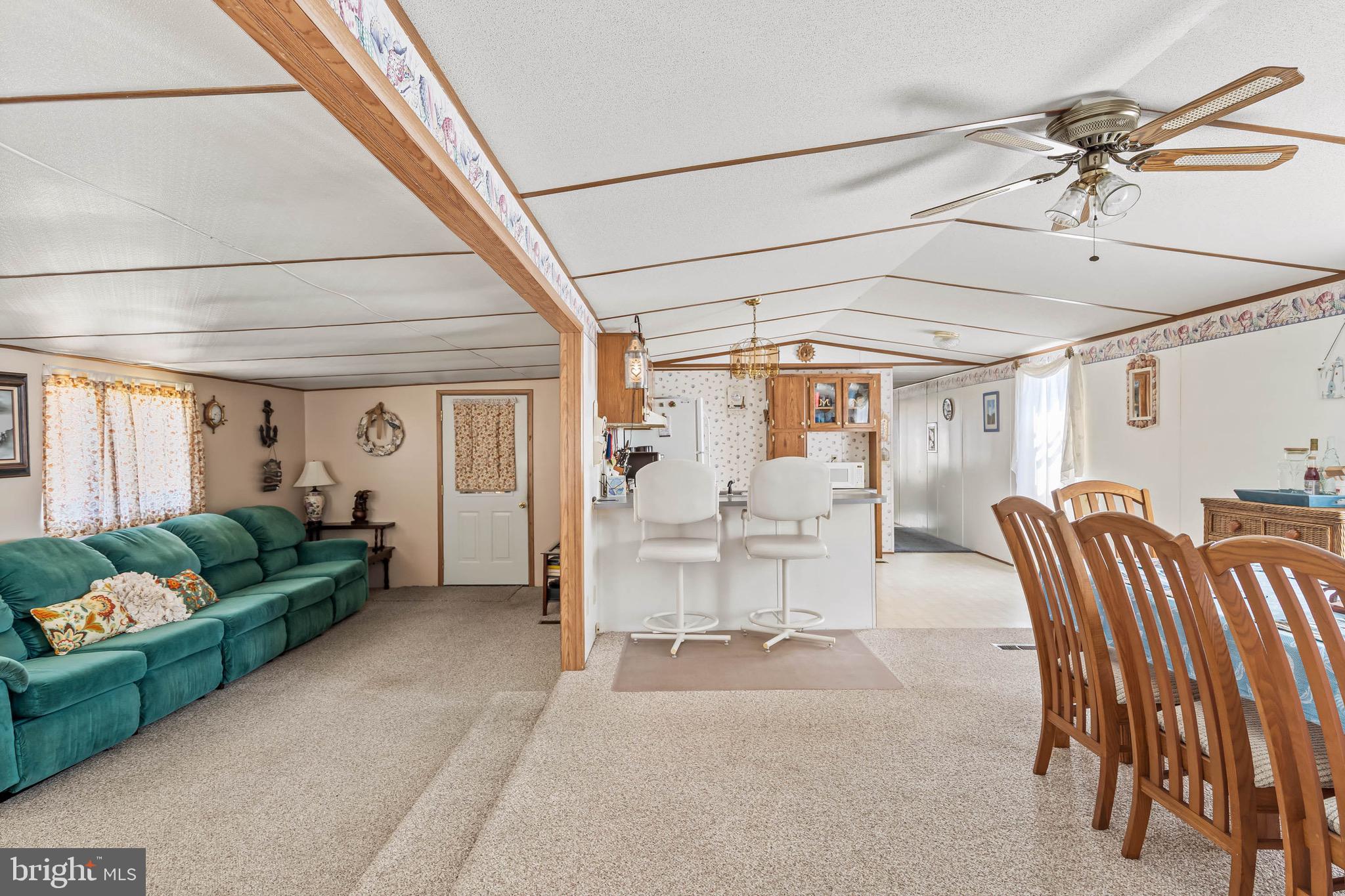 MARINERS COVE - Residential