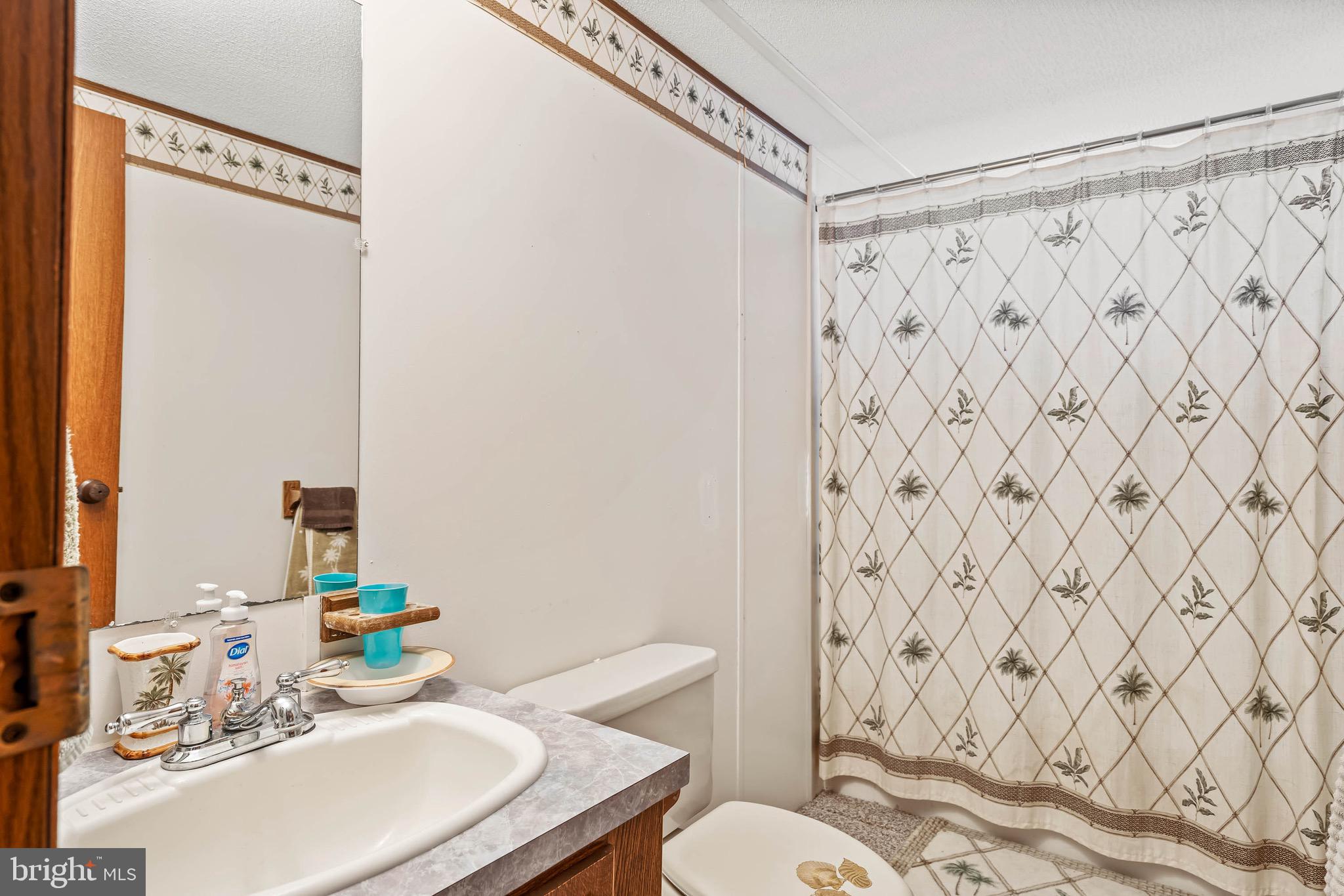 MARINERS COVE - Residential