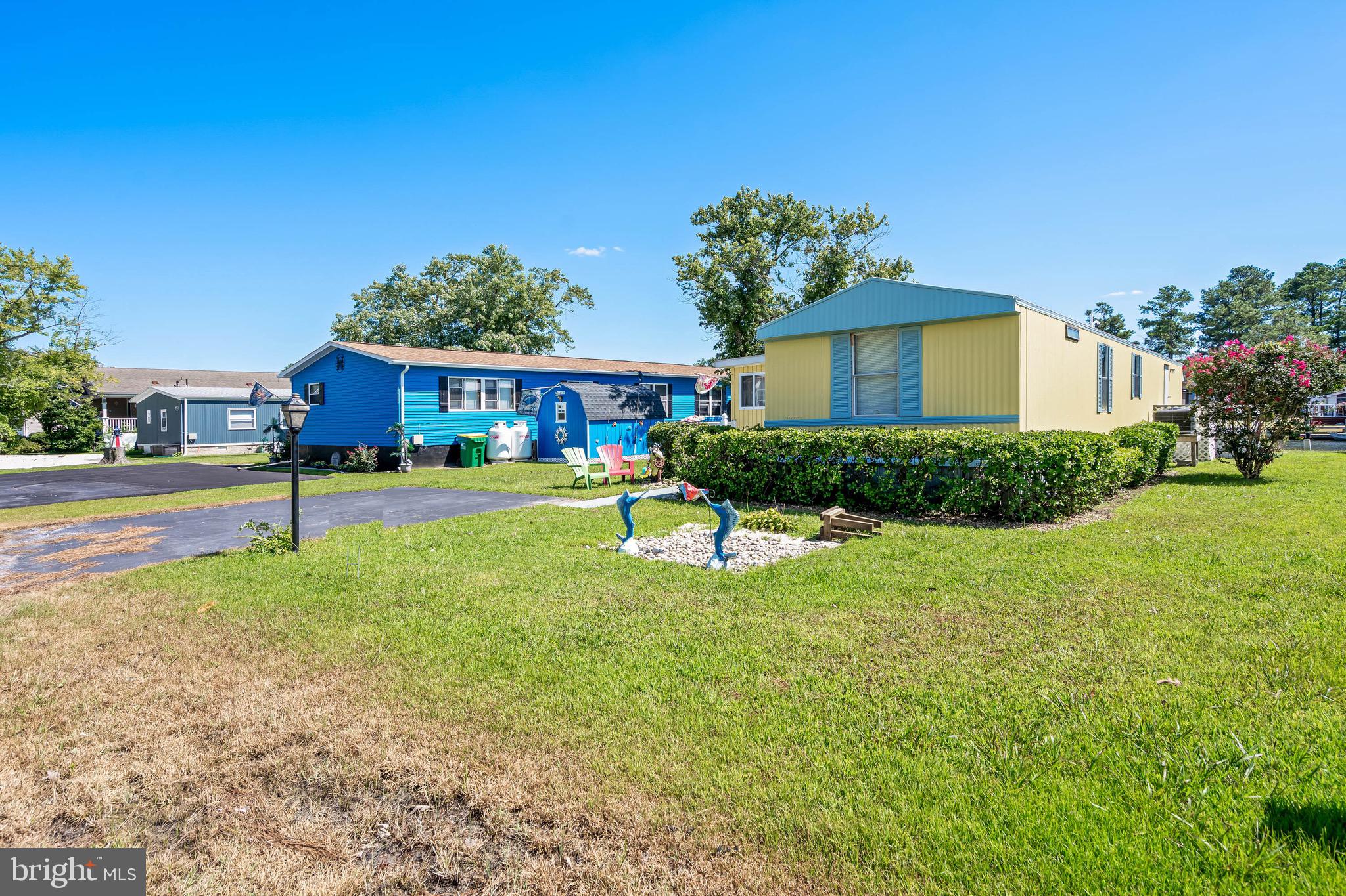 MARINERS COVE - Residential