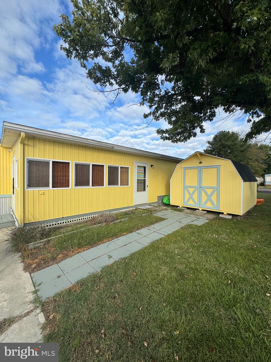 MARINERS COVE - Residential