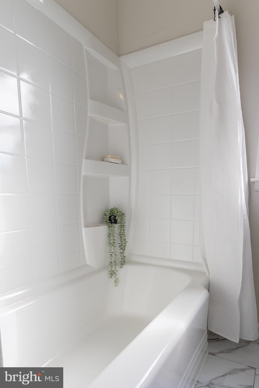 HARBOR VIEW - Residential