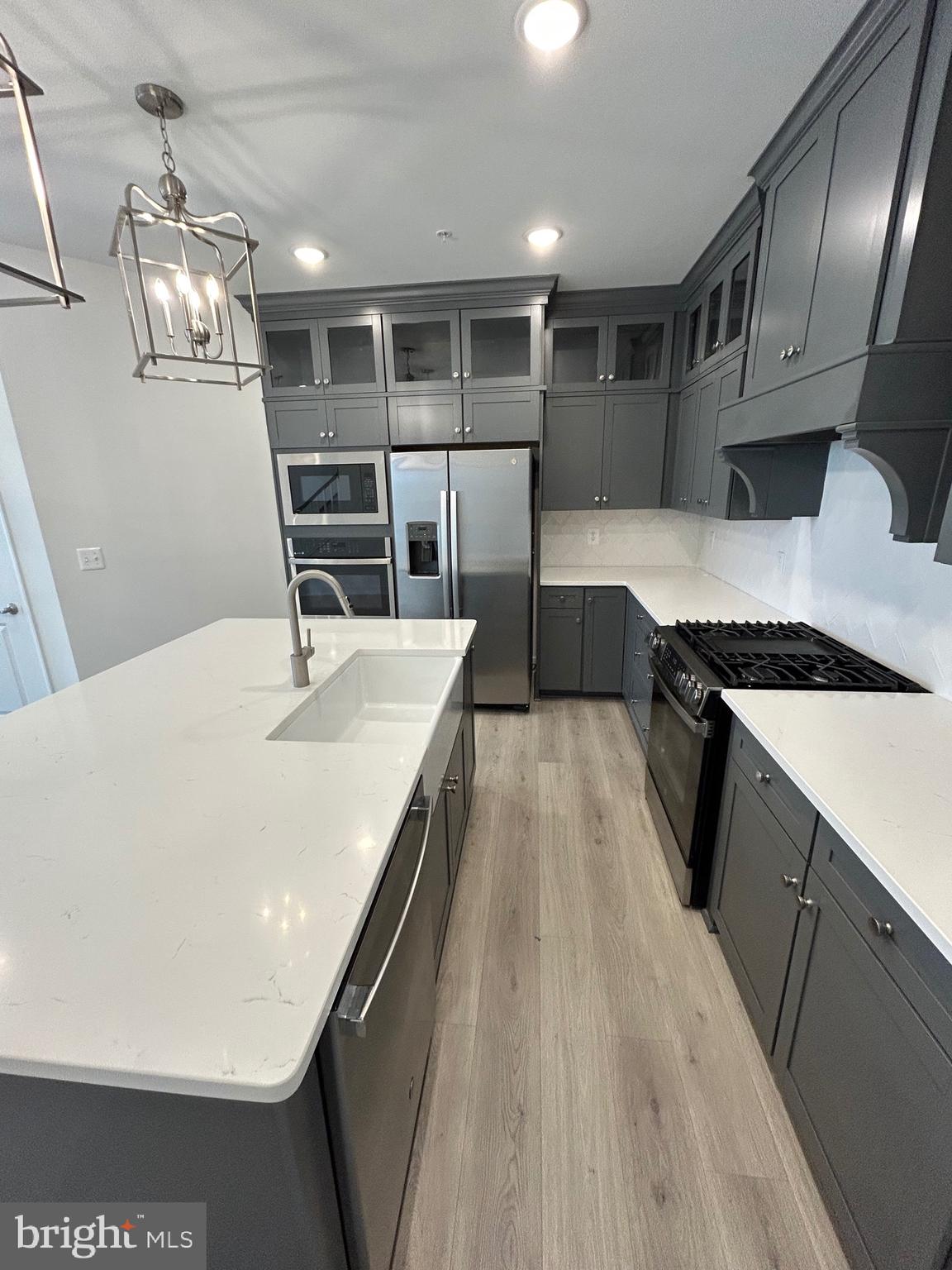 PORT COVINGTON - Residential Lease