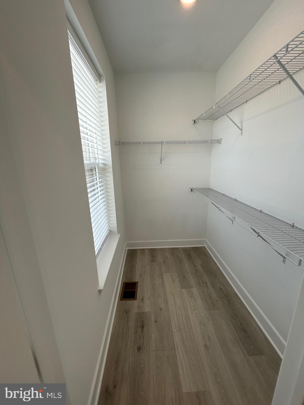 PORT COVINGTON - Residential Lease