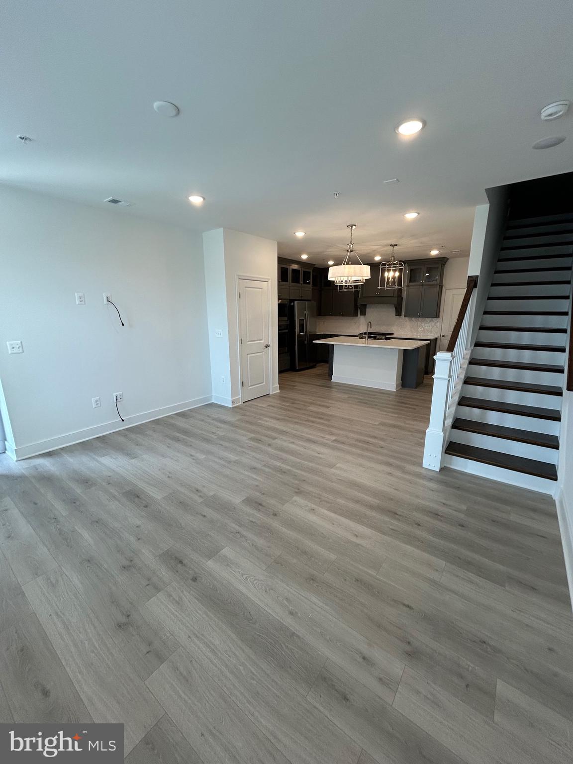 PORT COVINGTON - Residential Lease