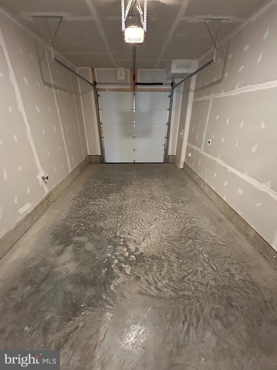 PORT COVINGTON - Residential Lease