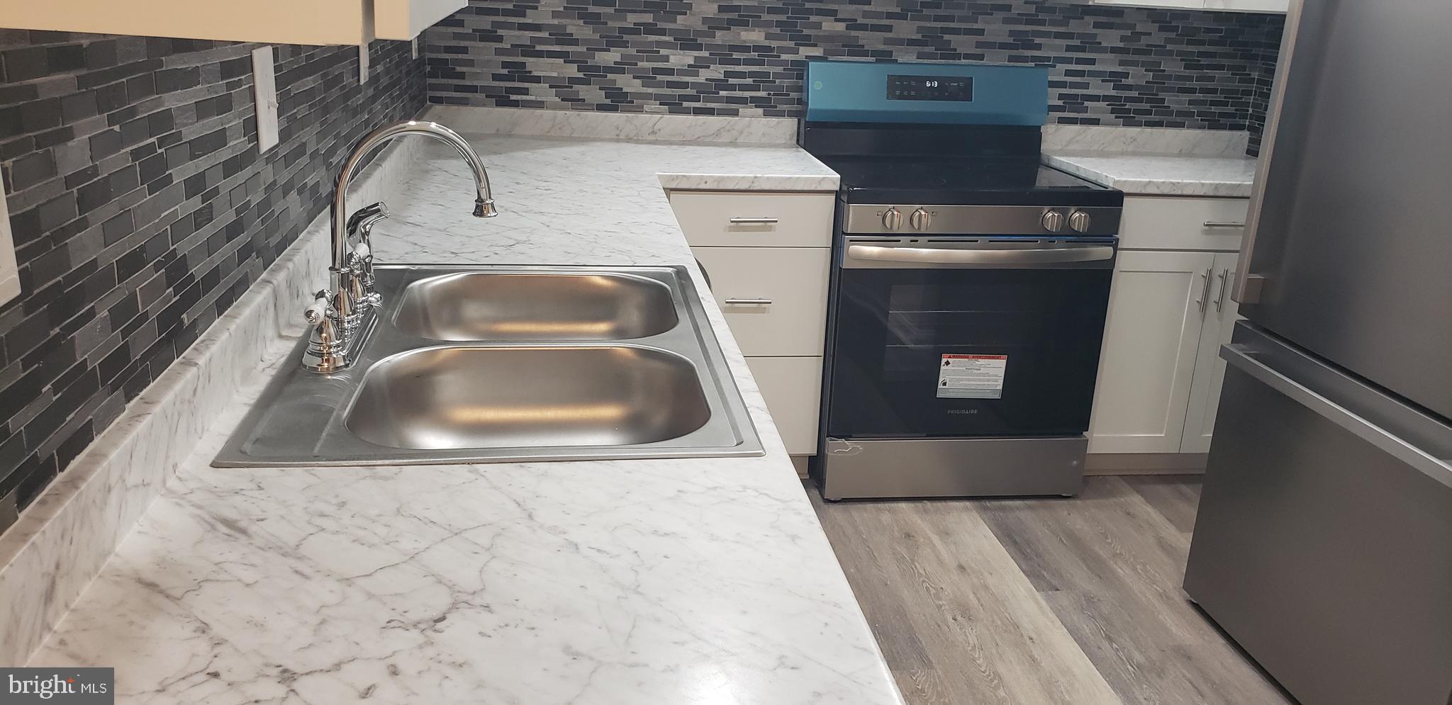 CENTRAL PARK TOWNHOMES - Residential