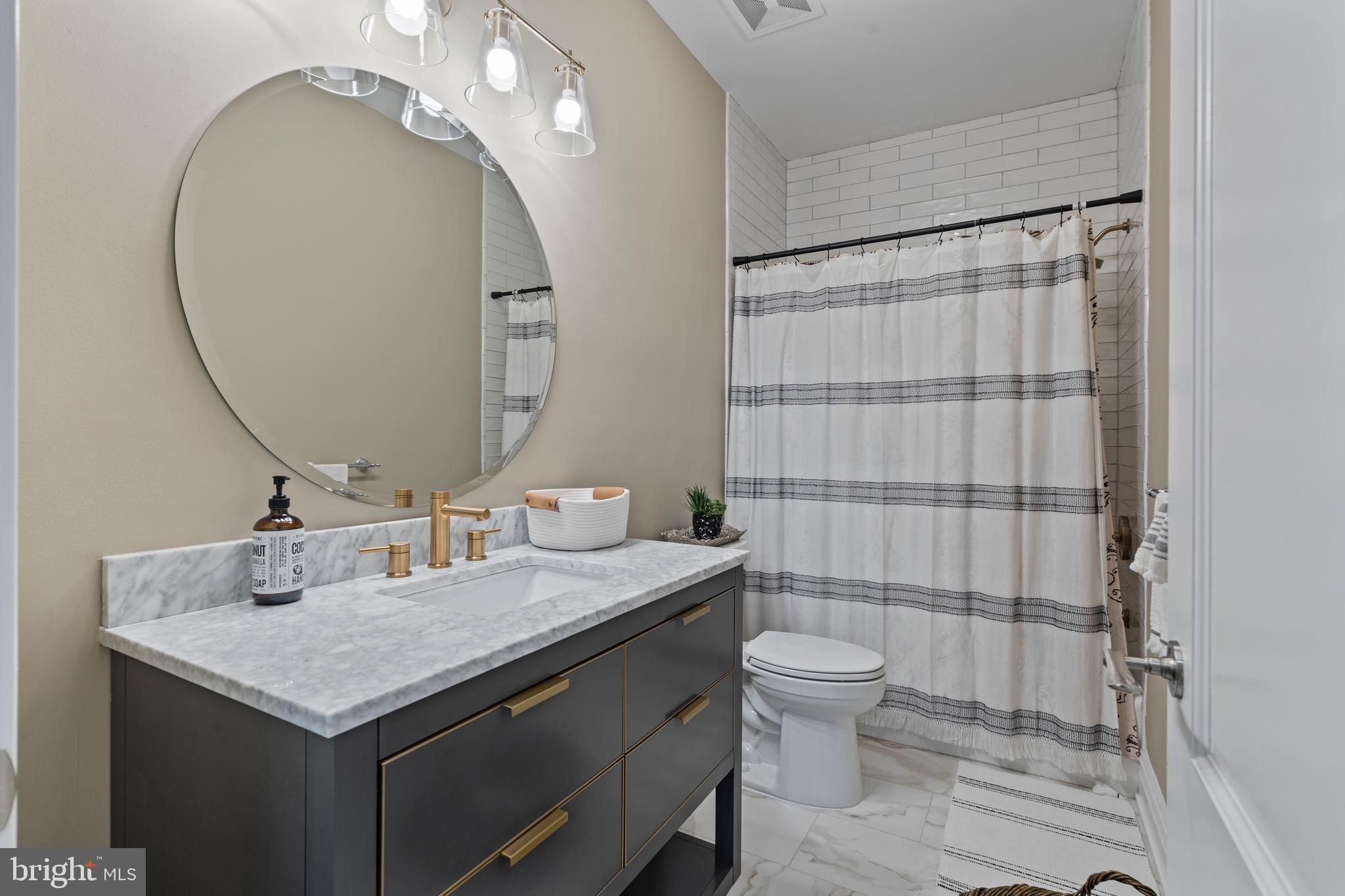 WATERVIEW PLACE - Residential