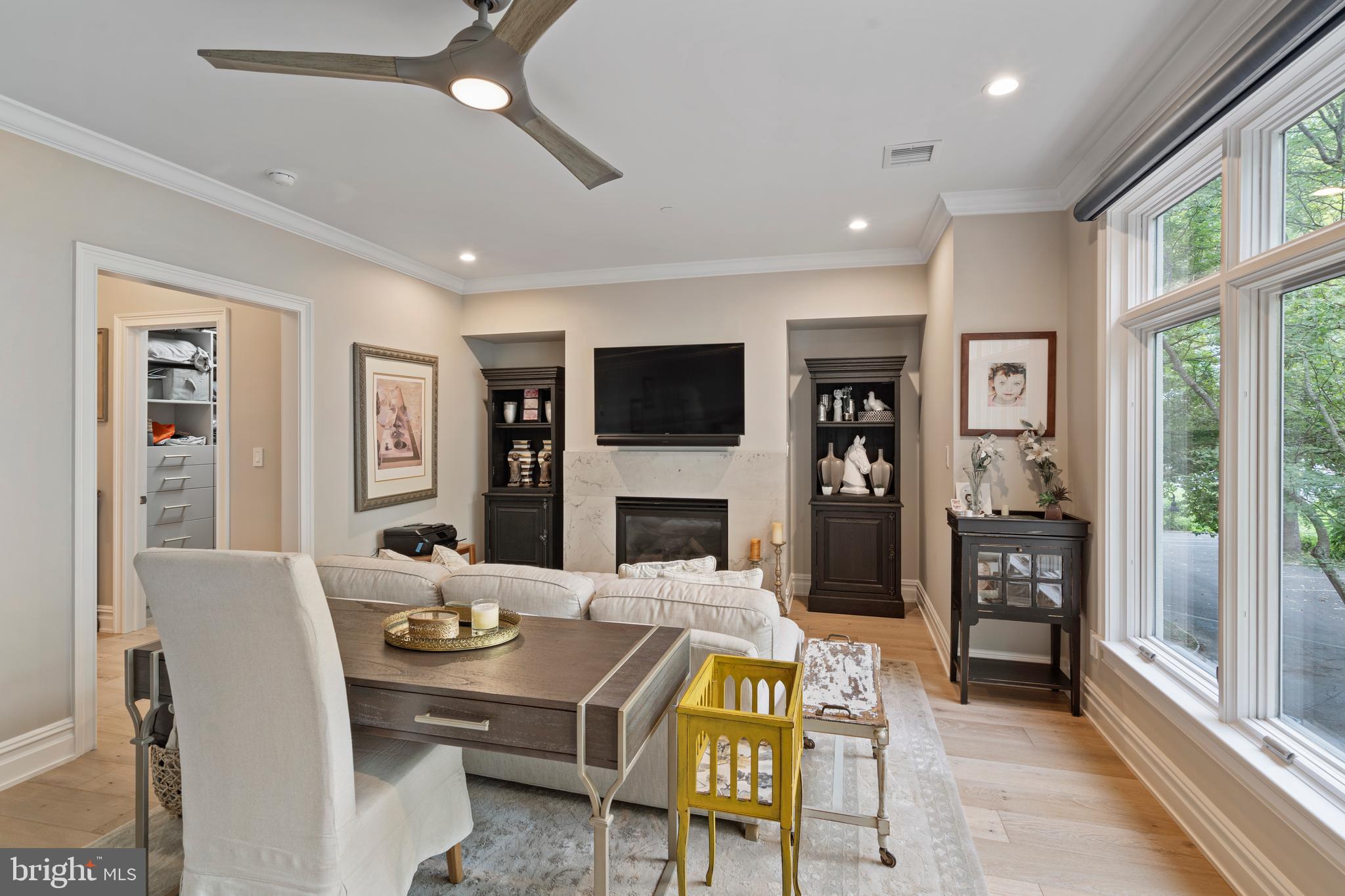 WATERVIEW PLACE - Residential