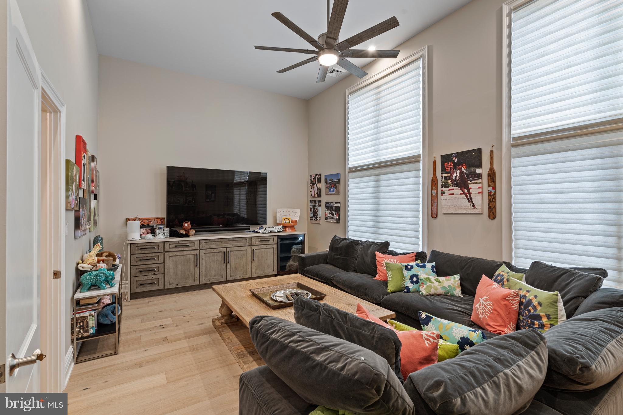 WATERVIEW PLACE - Residential