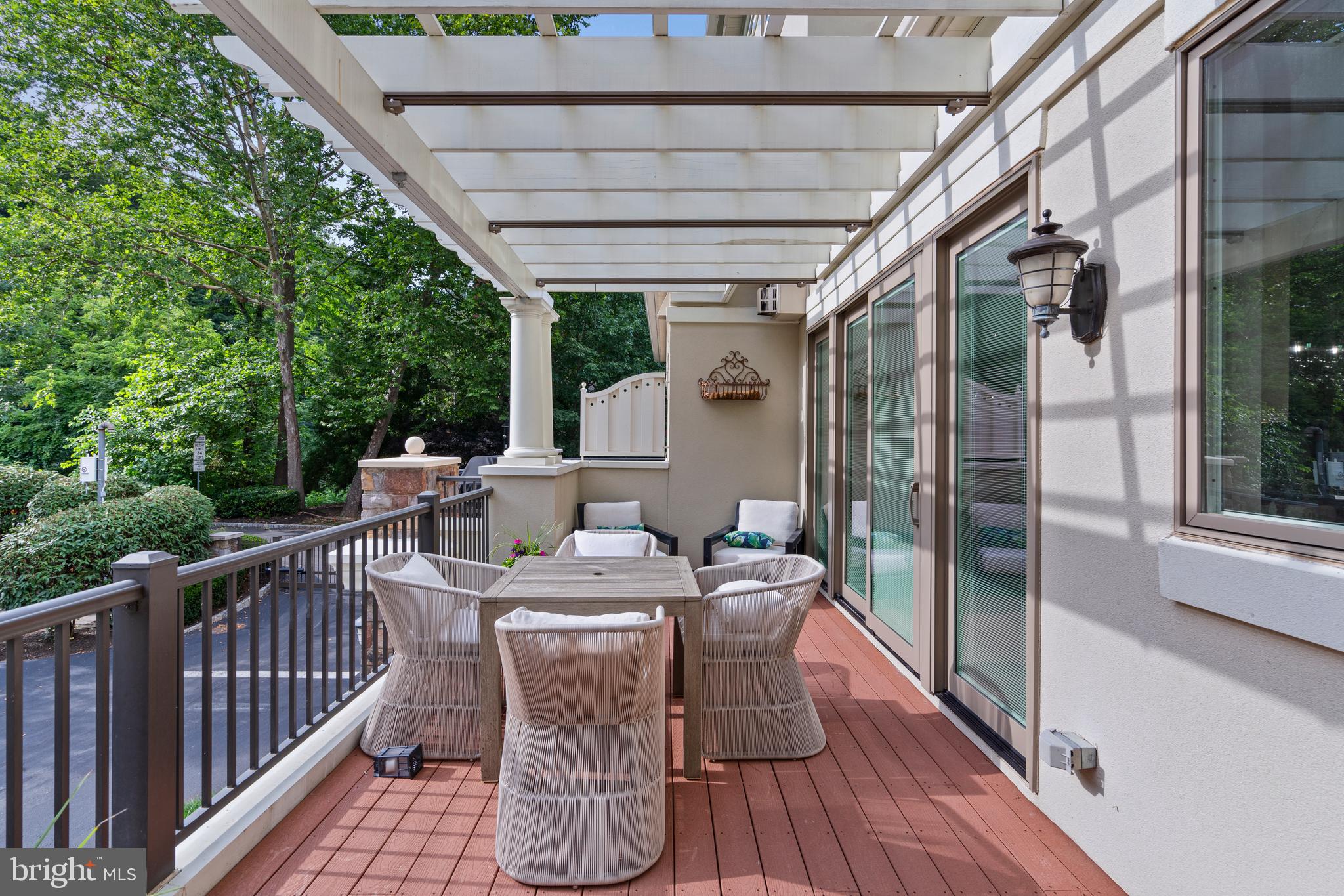 WATERVIEW PLACE - Residential