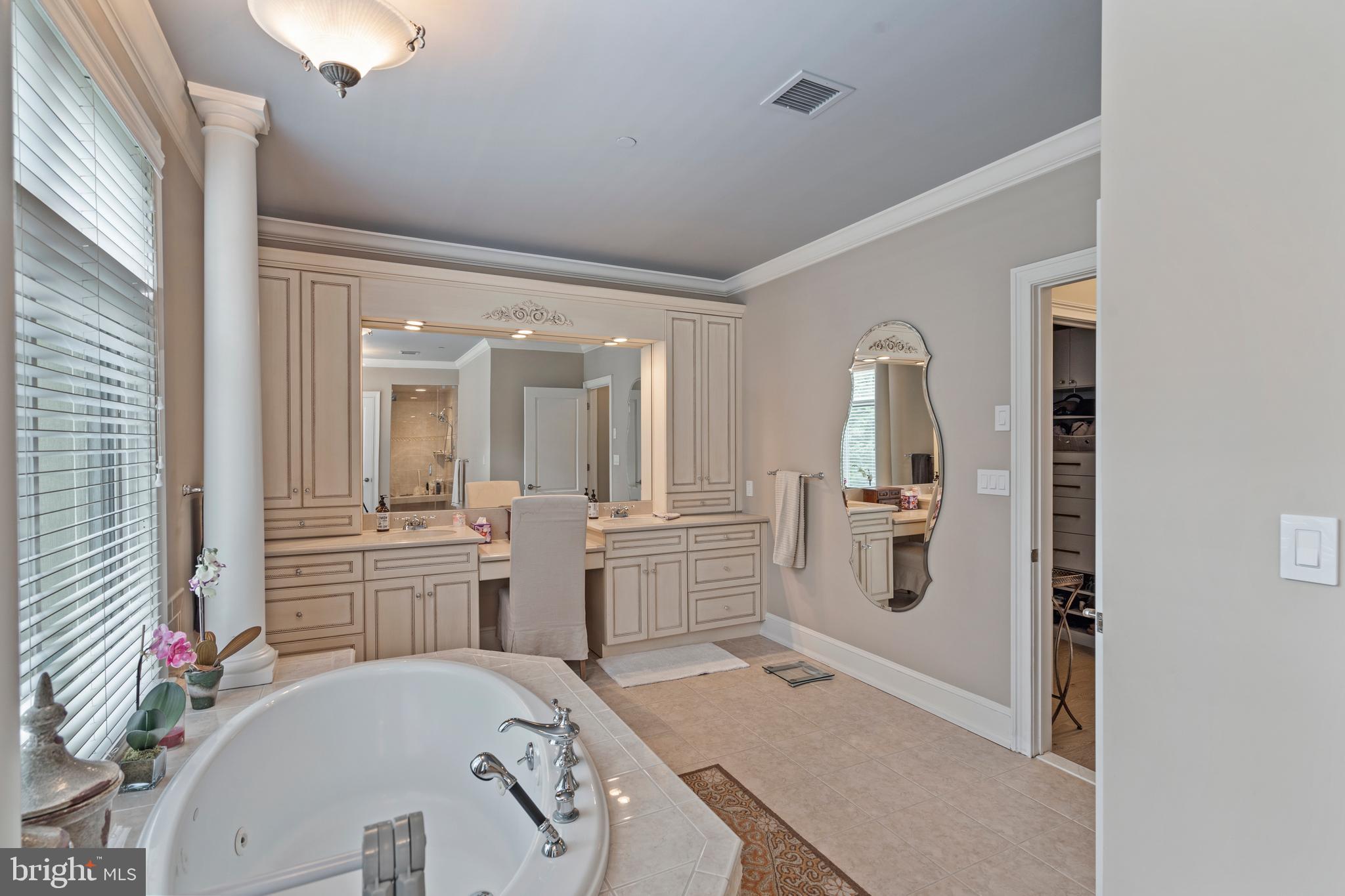 WATERVIEW PLACE - Residential