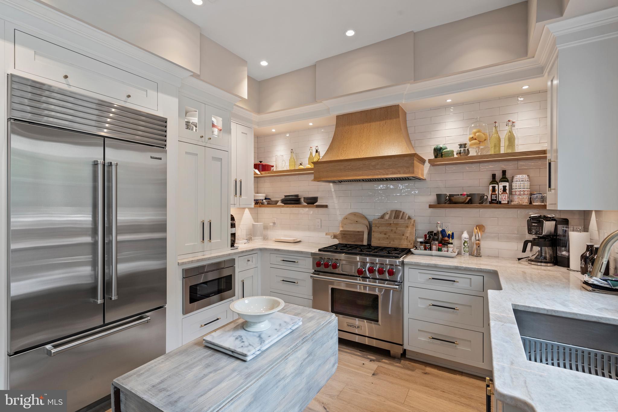 WATERVIEW PLACE - Residential