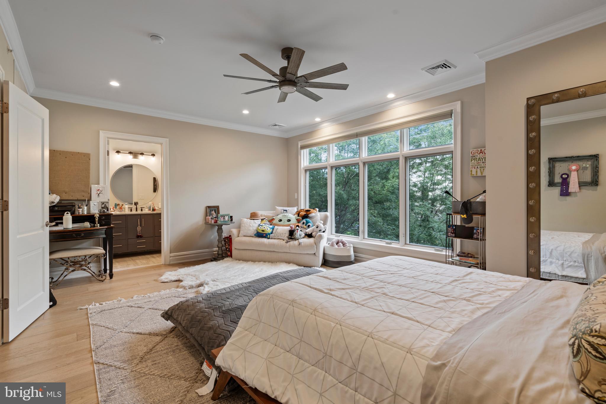 WATERVIEW PLACE - Residential