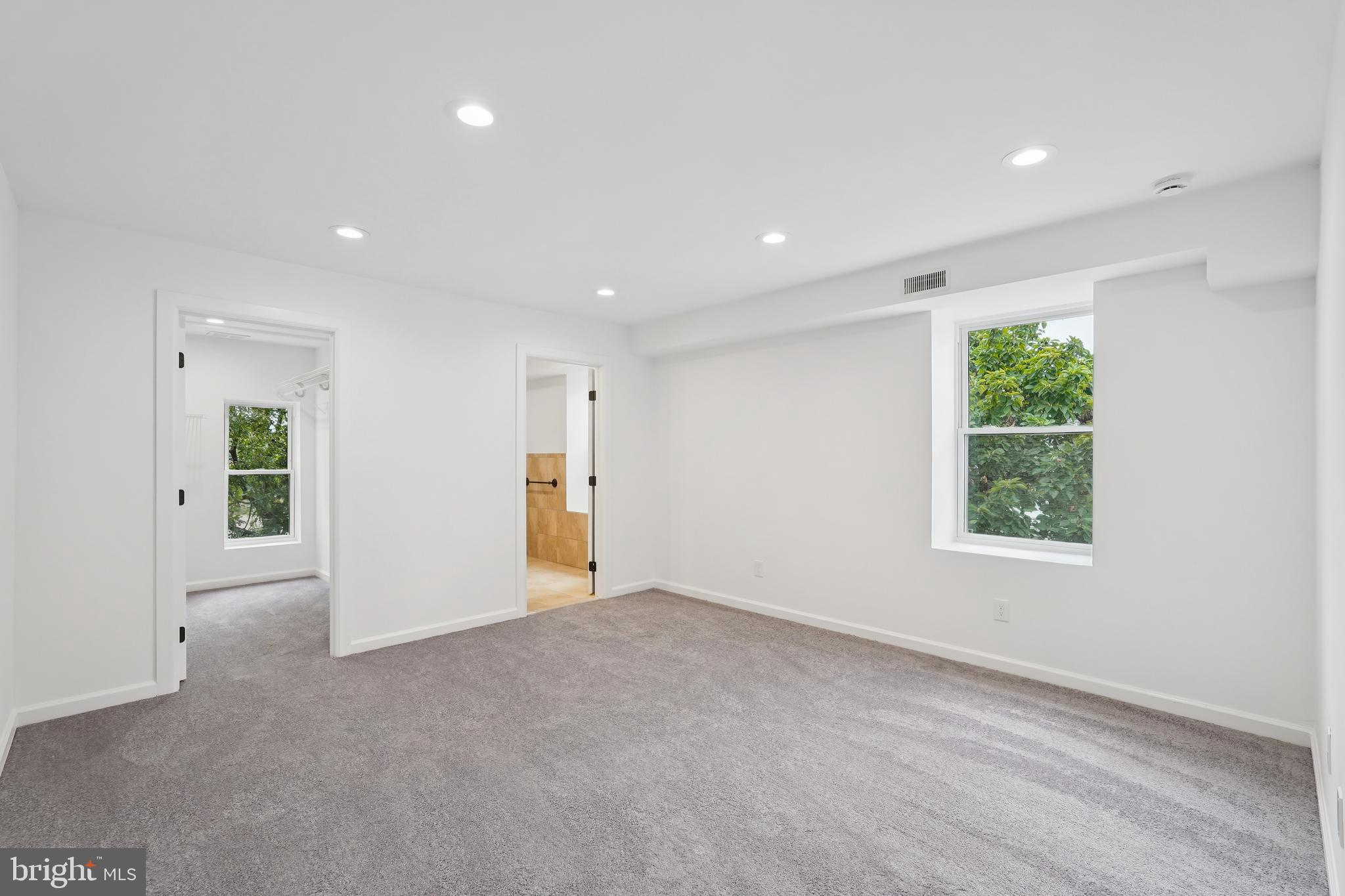 GERMANTOWN - Residential